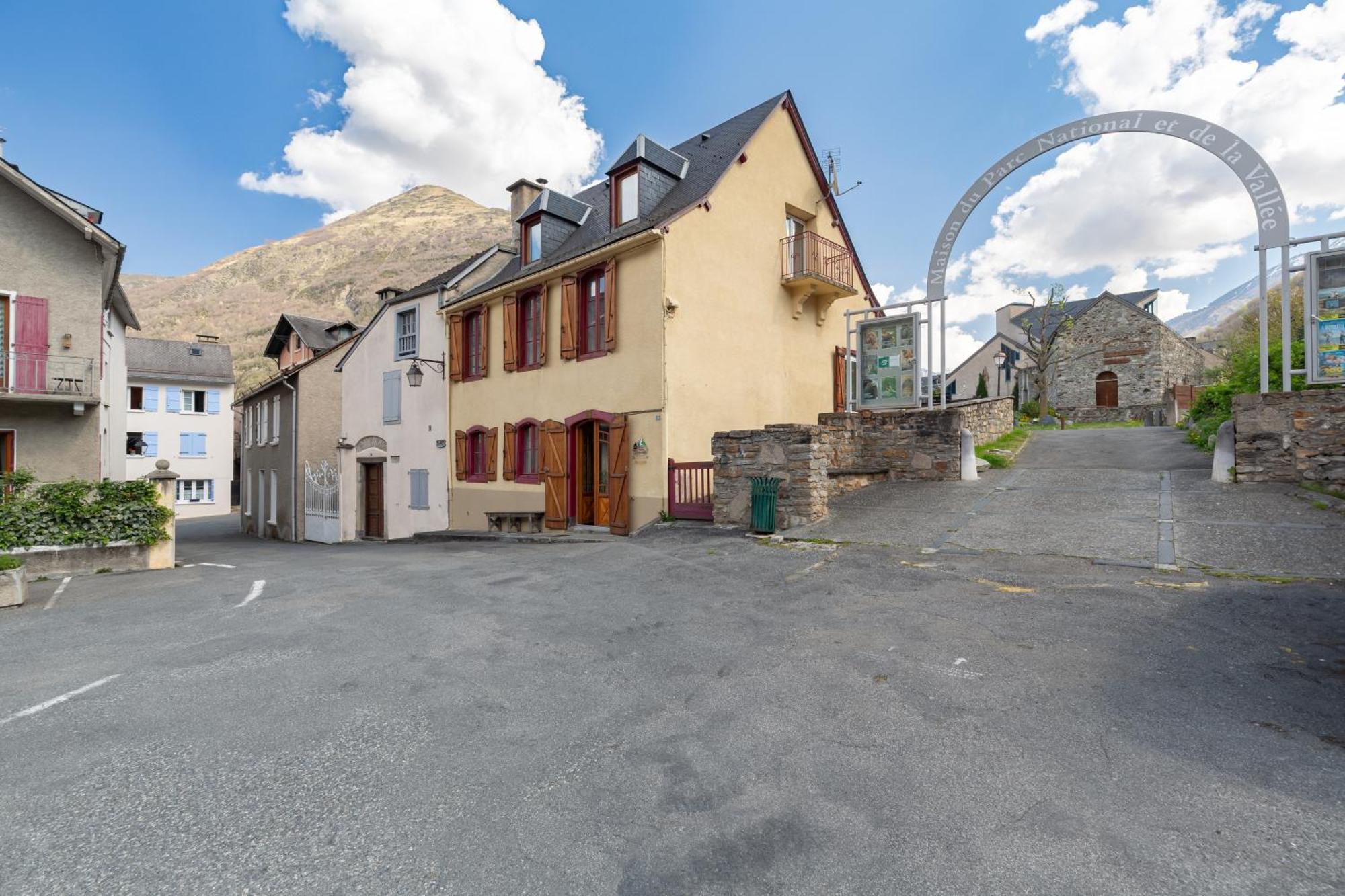 La Petite Maison Des Montagnes Luz-Saint-Sauveur Dış mekan fotoğraf